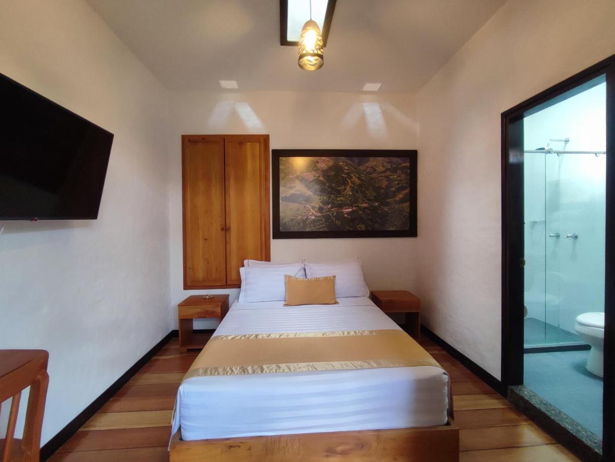 Hotel Boutique La Leyenda 1860 Salamina Екстериор снимка