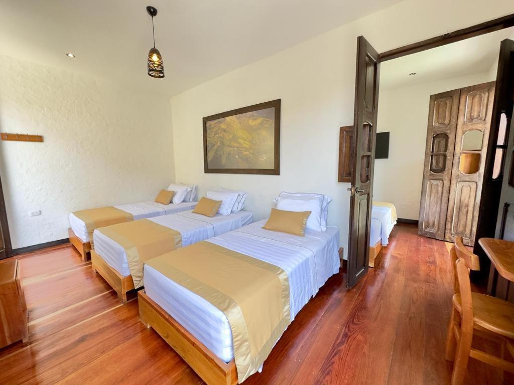 Hotel Boutique La Leyenda 1860 Salamina Екстериор снимка